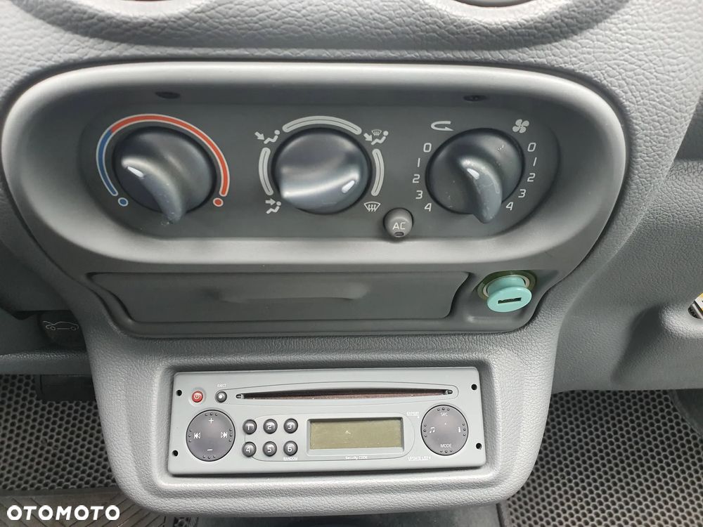 Renault Twingo 1.2 16V 75 Quickshift Dynamique - 28