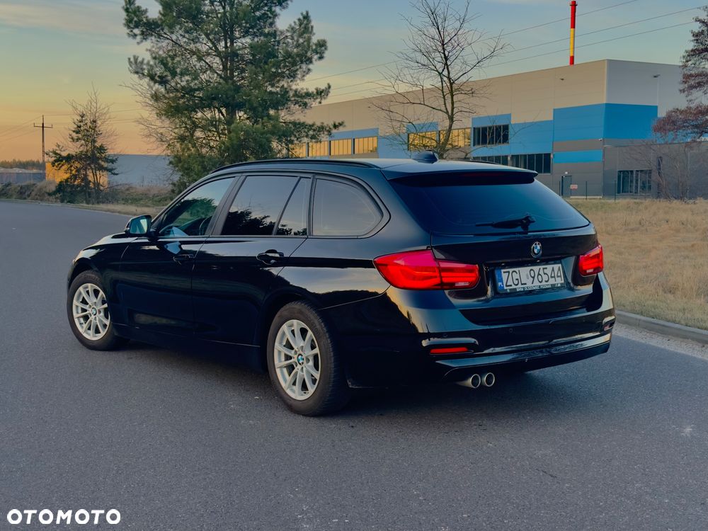 BMW Seria 3 320d Efficient Dynamics Edition Sport Line - 8