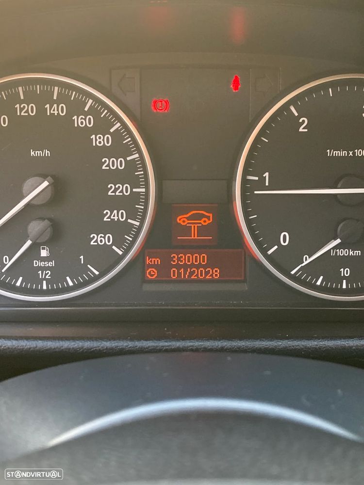 BMW X1 20 d sDrive - 27