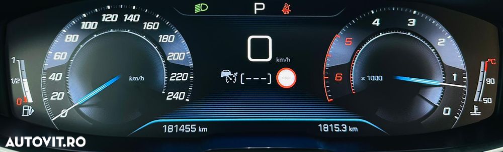 Peugeot 5008 BlueHDI 130 EAT8 Allure - 35