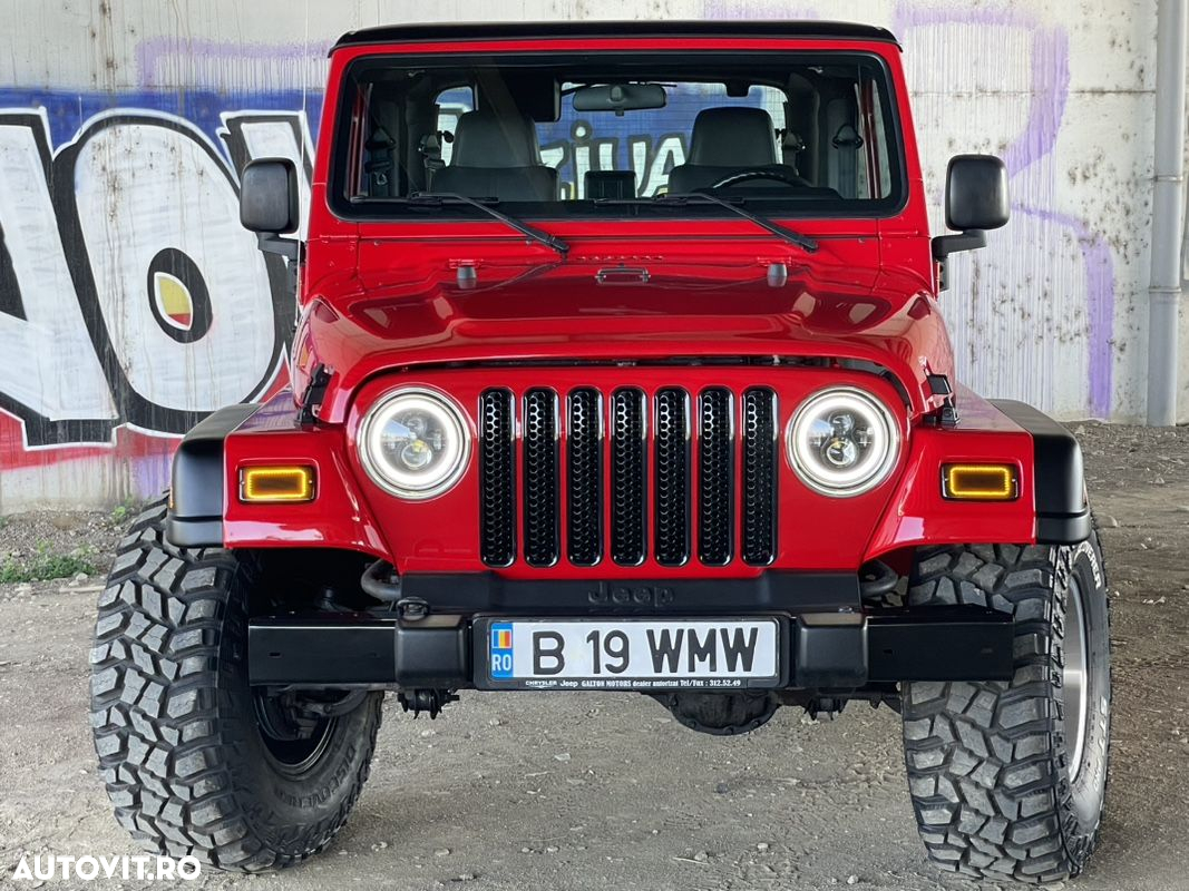 Jeep Wrangler - 10