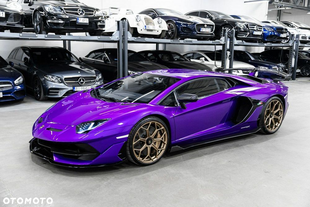 Lamborghini Aventador - 16