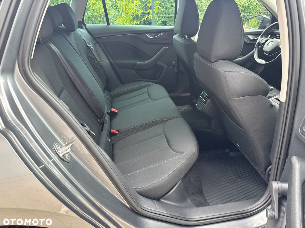 Skoda Scala 1.0 TSI Ambition DSG - 19