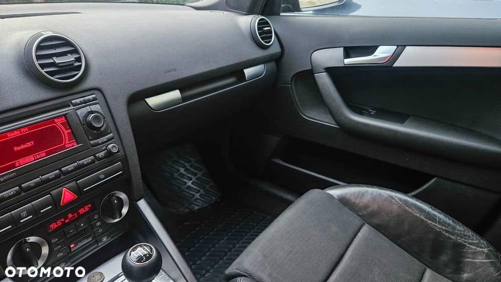 Audi A3 Sportback - 4