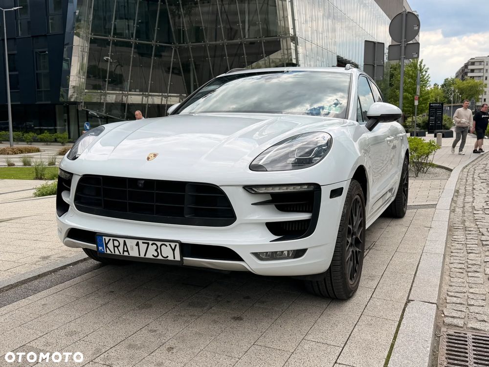 Porsche Macan - 2