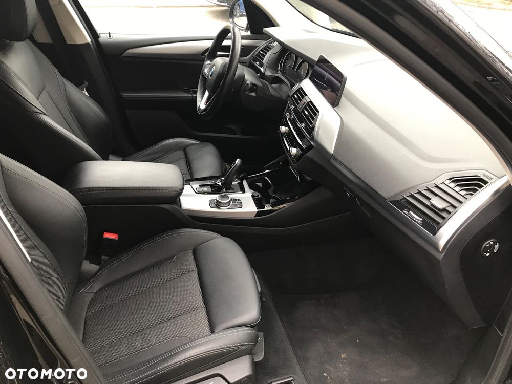 BMW X3 xDrive20d - 10