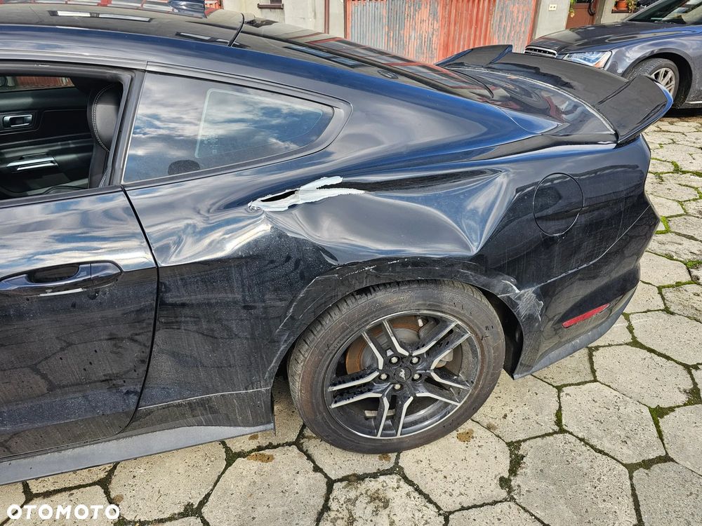 Ford Mustang 2.3 Eco Boost - 29