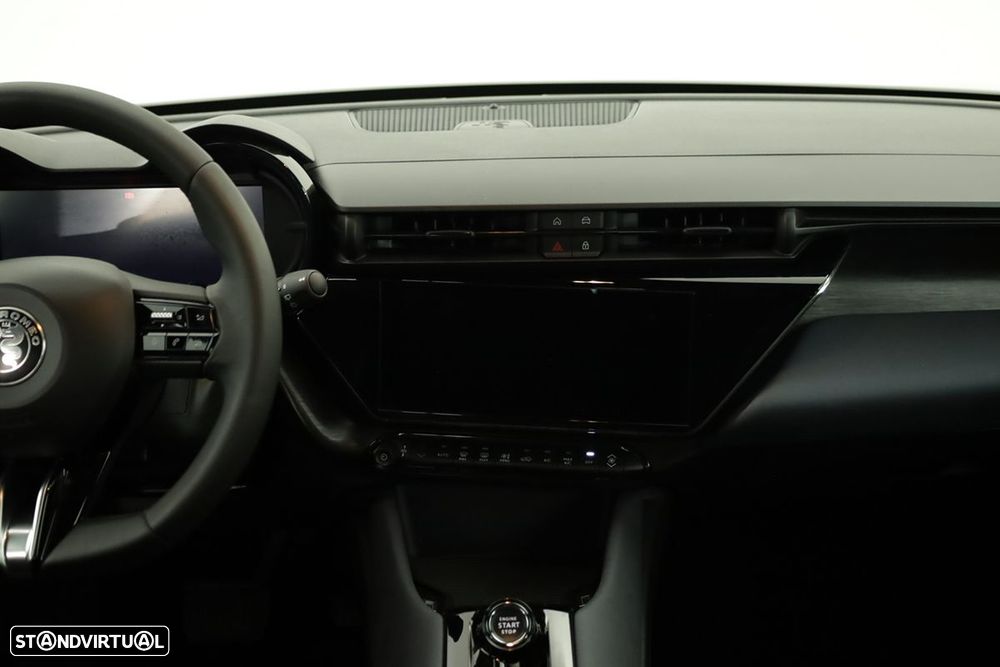Alfa Romeo Junior Elletrica 50 kWh - 10