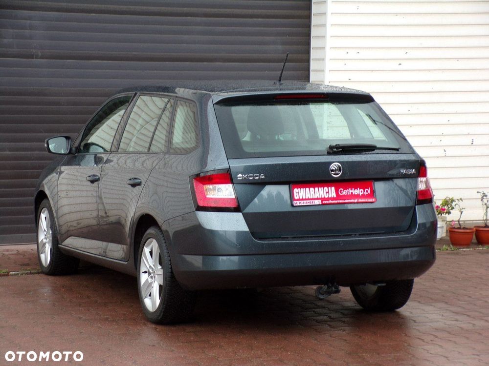 Skoda Fabia 1.0 TSI Tour - 9