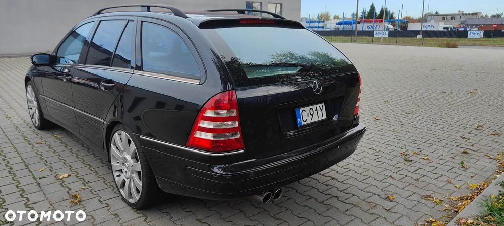 Mercedes-Benz Klasa C 350 T Avantgarde 4-Matic - 7
