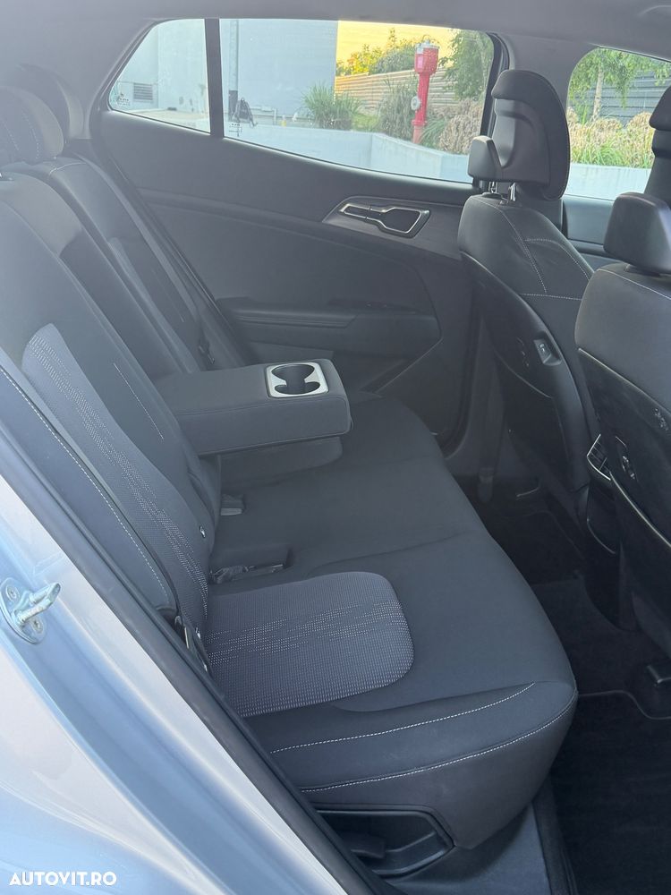 Kia Sportage 1.6 T-GDI HEV 6AT 4x4 GT Line - 8