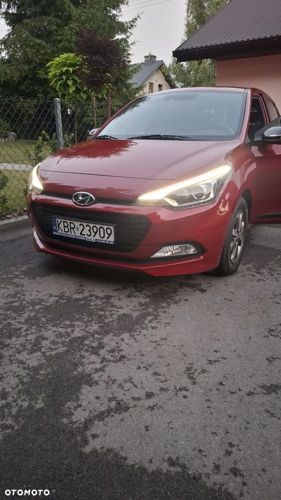 Hyundai i20 1.2 GO - 18