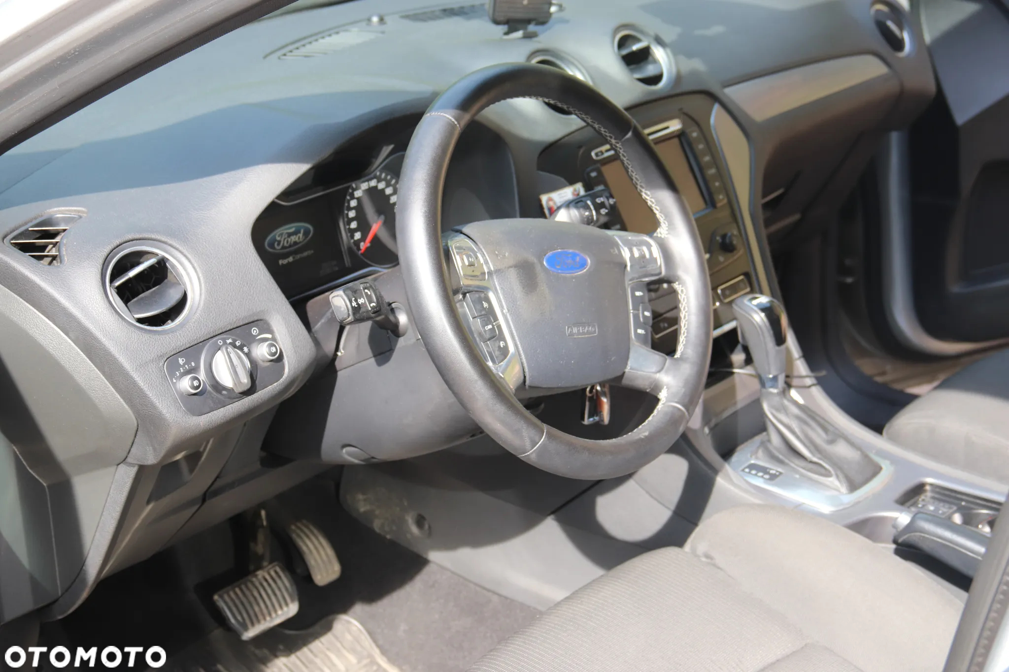 Ford Mondeo 2.0 TDCI Titanium X - 29