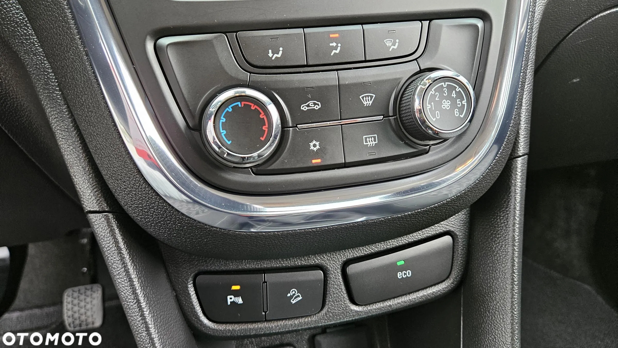 Opel Mokka 1.4 T Cosmo S&S 4x4 - 30
