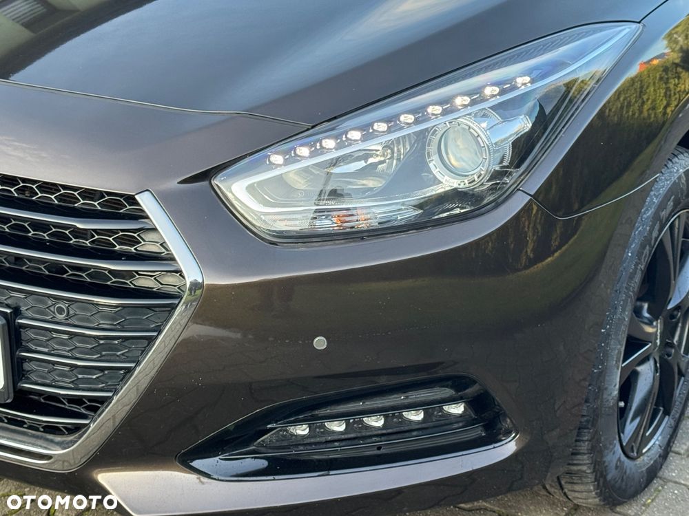 Hyundai i40 Kombi blue 1.6 Space - 13