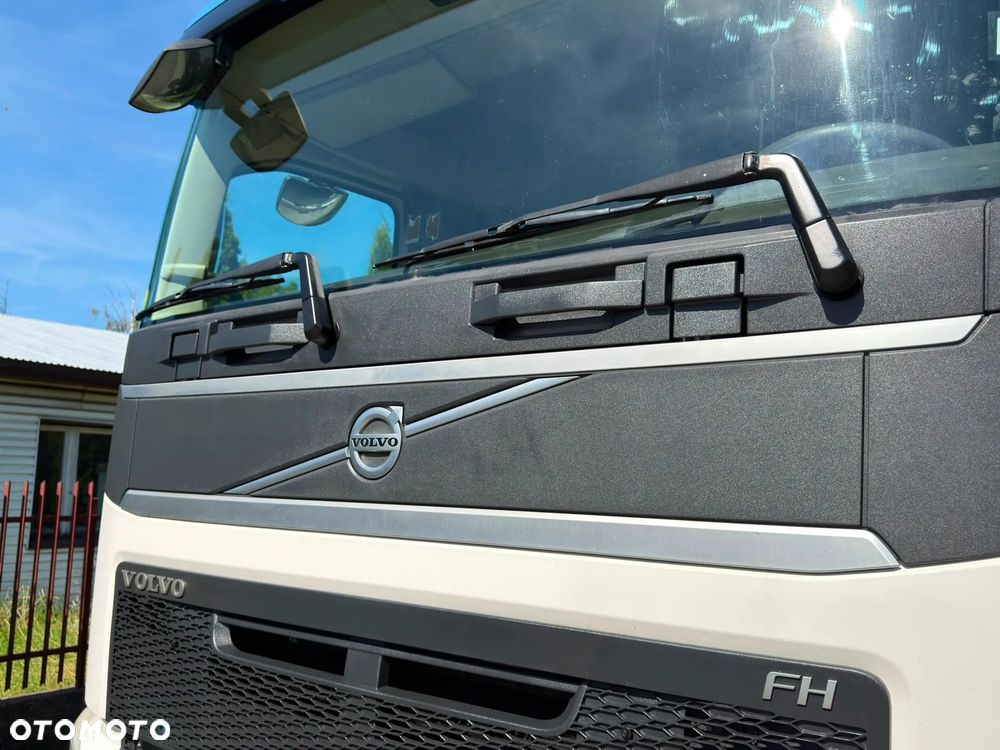 Volvo FH GLOBETROTTER - 14