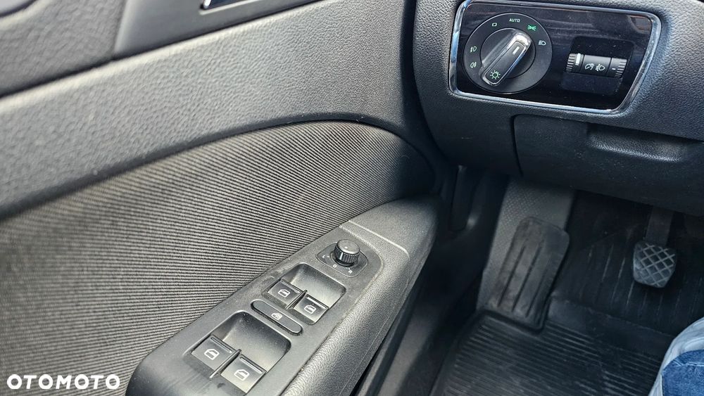 Skoda Superb 1.8 TSI Ambition - 9