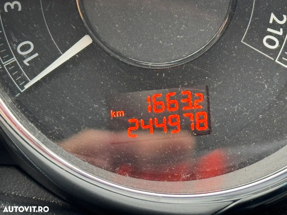 Peugeot 3008 HYbrid4 2.0 HDI FAP BMP - 15