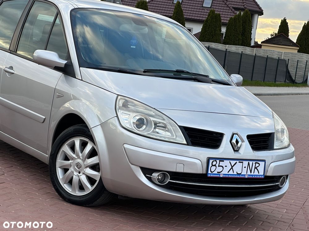 Renault Scenic 2.0 16V Dynamique - 12
