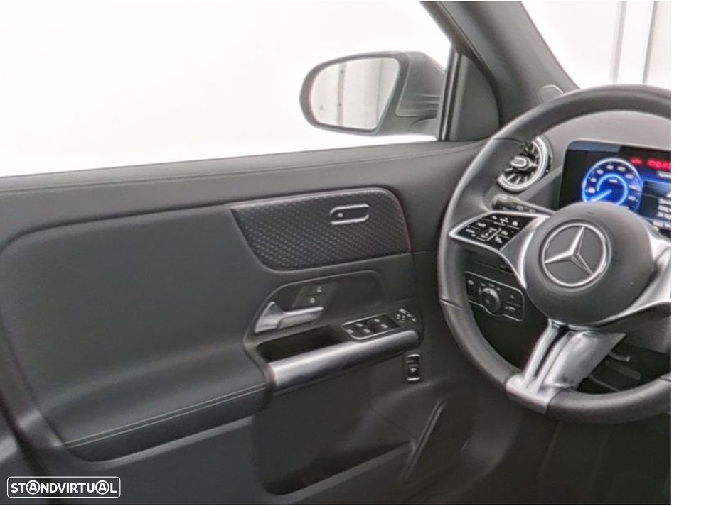 Mercedes-Benz EQA 250 Progressive - 8