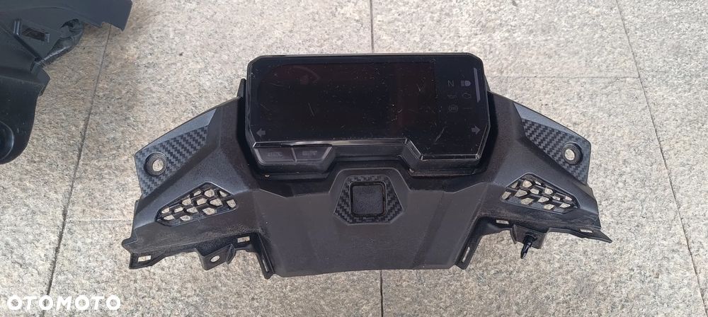 HONDA CB500 X LAMPA PRZÓD REFLEKTOR CZASZA OWIEWKA STELAŻ LICZNIK ZEGARY2021 - 19