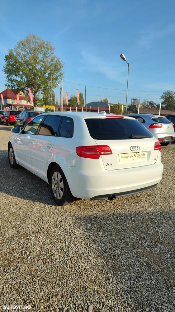 Audi A3 Sportback - 6