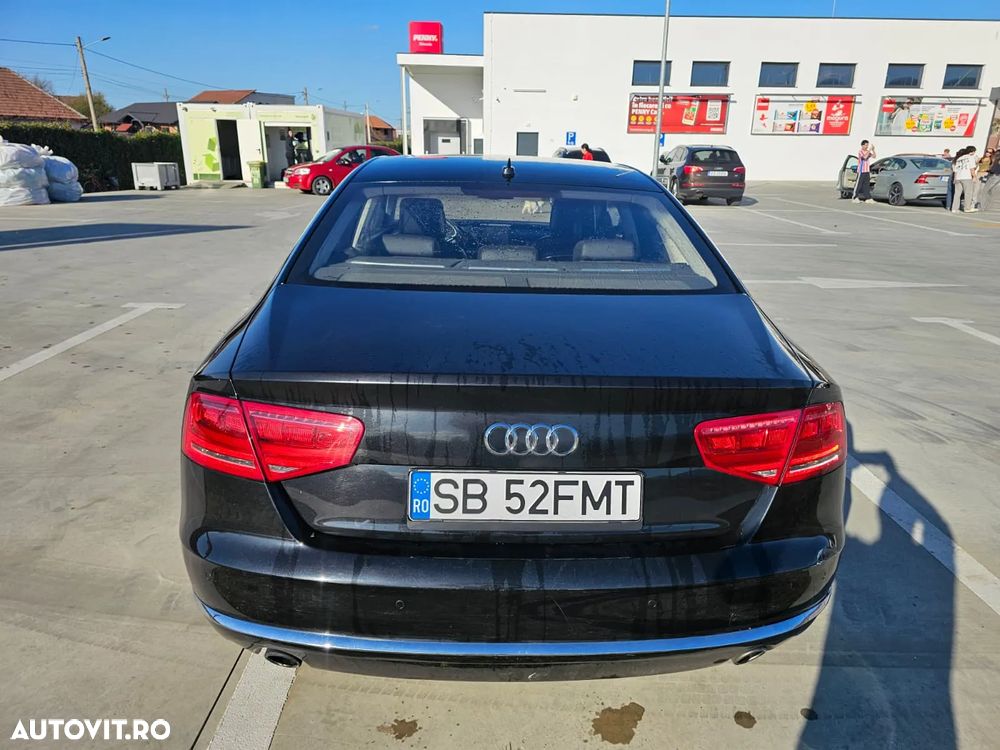 Audi A8 - 2