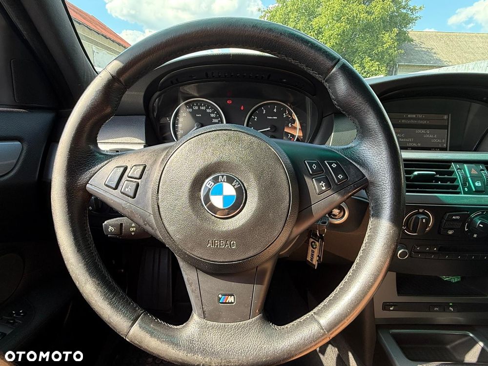 BMW Seria 5 523i - 18