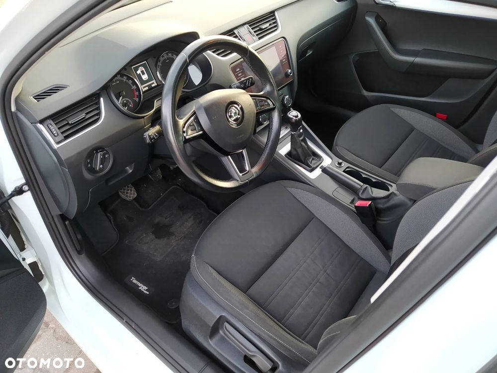 Skoda Octavia 1.6 TDI Ambition - 10