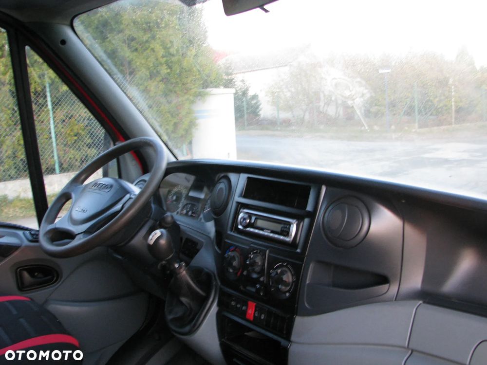 Iveco Daily - 12