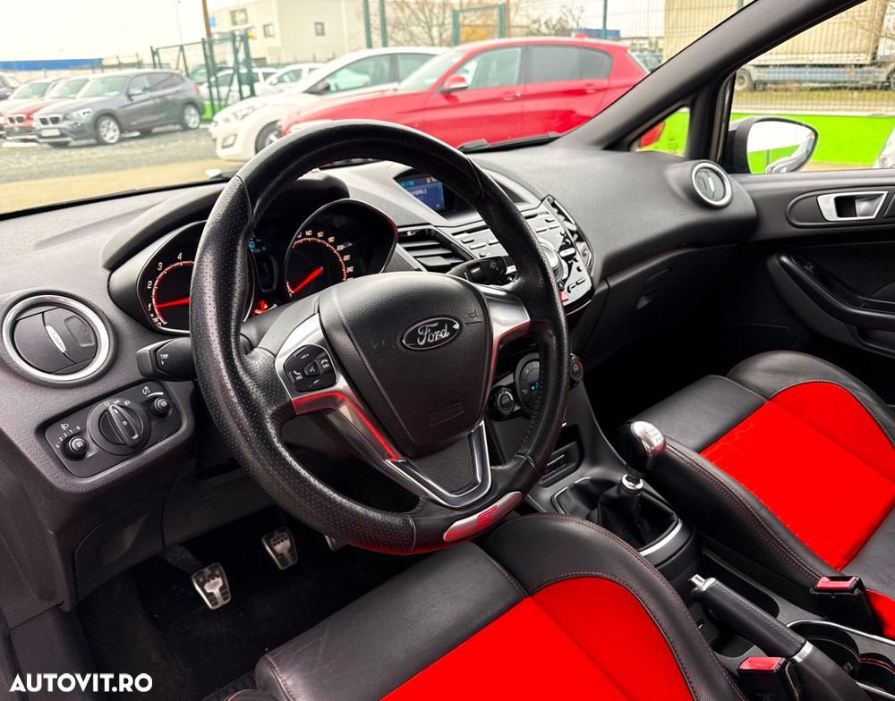 Ford Fiesta 1.6 EcoBoost ST - 7