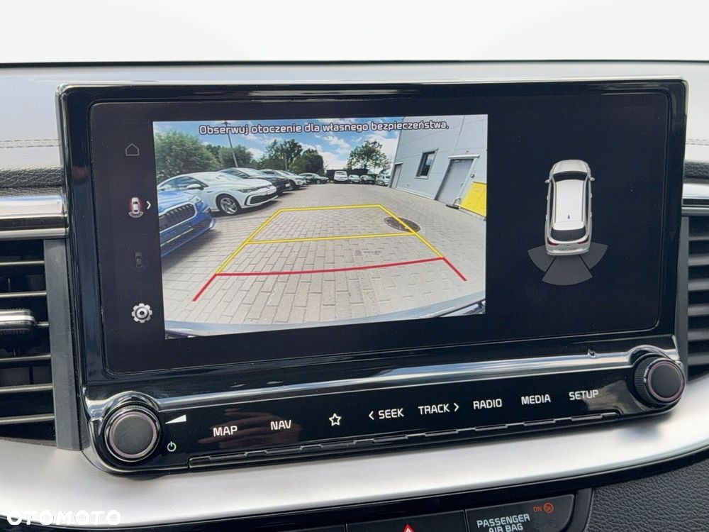 Kia Ceed - 27