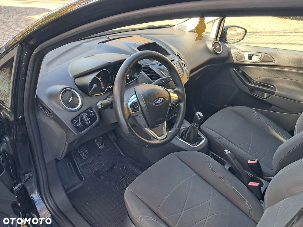 Ford Fiesta 1.25 Celebration - 11