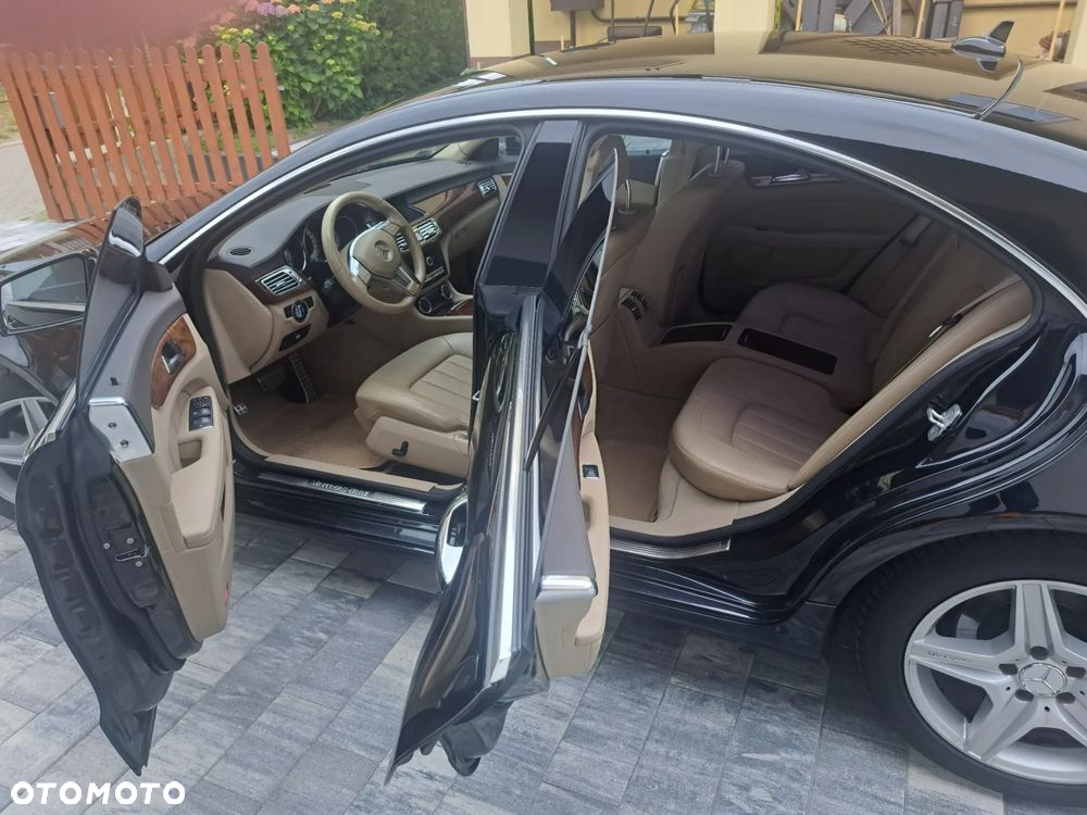 Mercedes-Benz CLS 350 CDI 4-Matic BlueEff - 15
