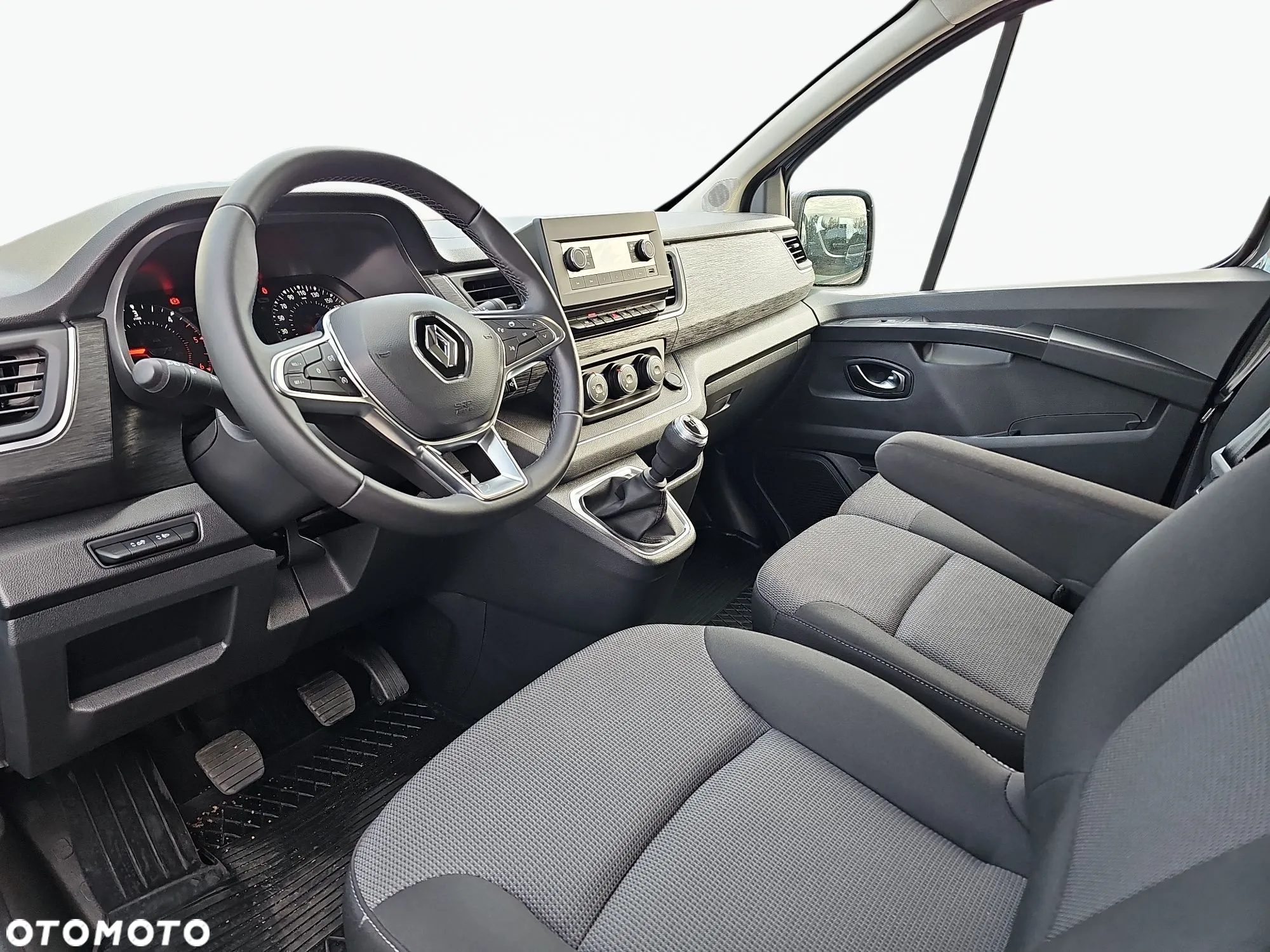 Renault Trafic Grand SpaceClass 2.0 dCi - 11