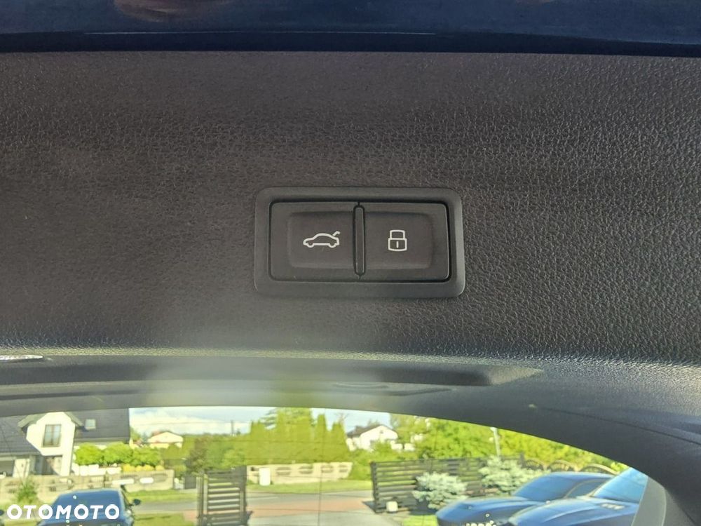 Audi A6 Avant - 32