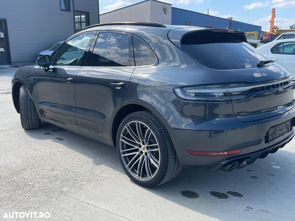 Porsche Macan - 4