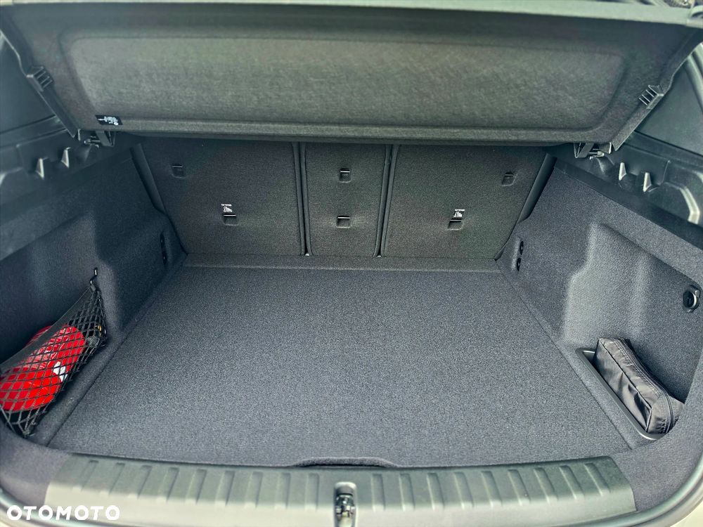 BMW X1 sDrive20i mHEV - 15