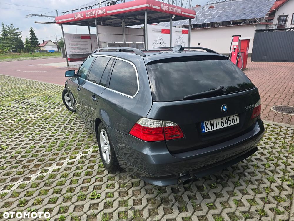BMW Seria 5 520d - 4