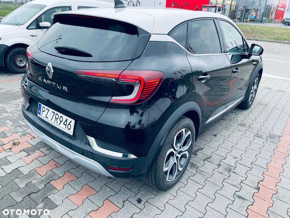 Renault Captur TCe Mild Hybrid 160 EDC TECHNO - 4
