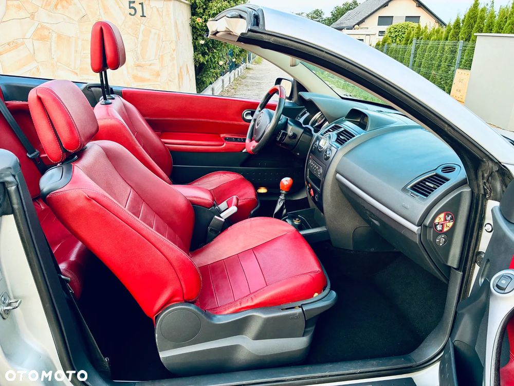 Renault Megane 2.0 Turbo Privilege - 9