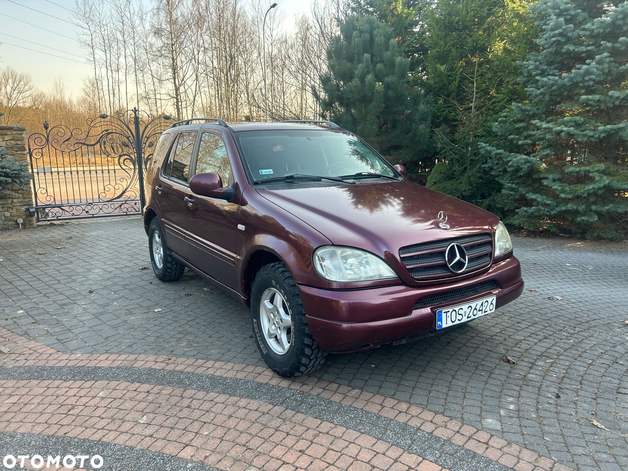 Mercedes-Benz ML 320 - 1
