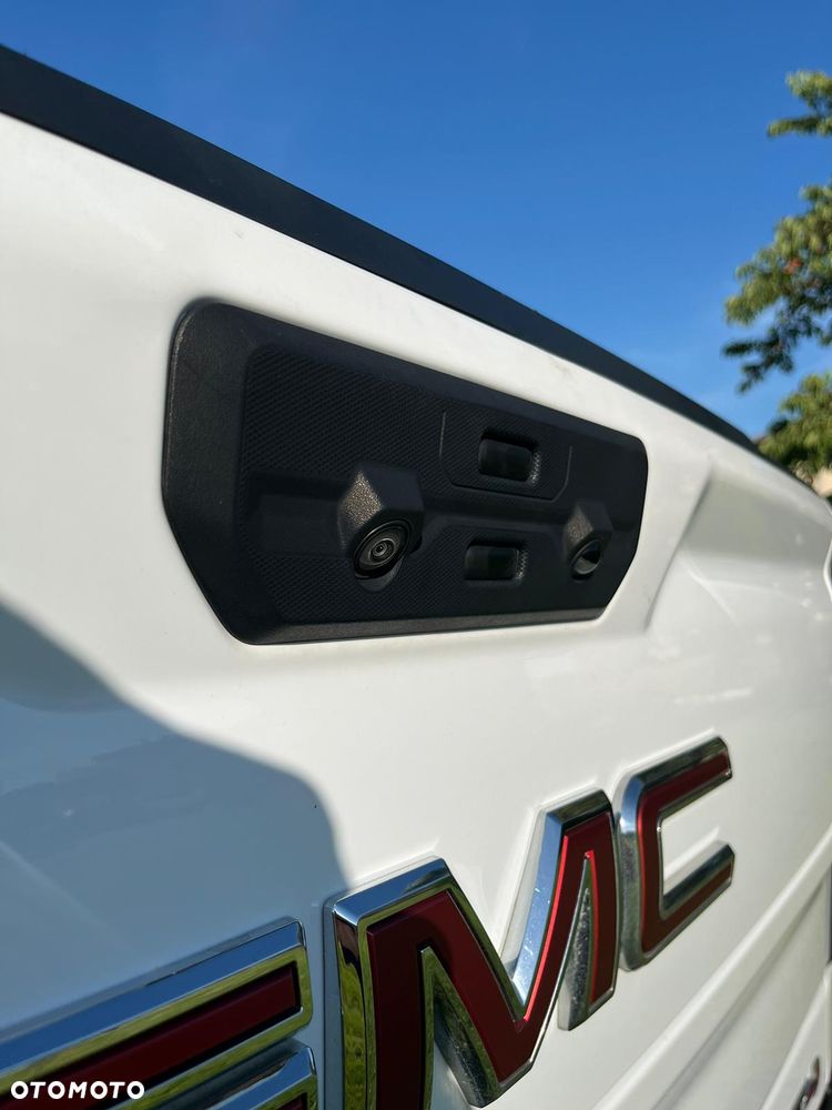 GMC Sierra - 31