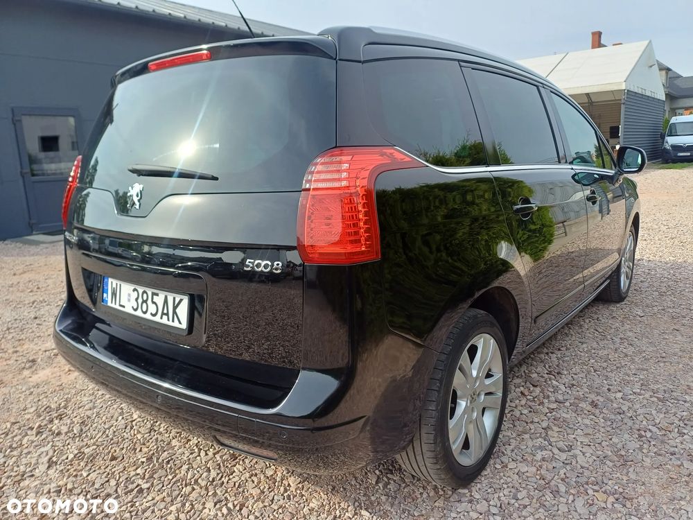 Peugeot 5008 2012 photo 5