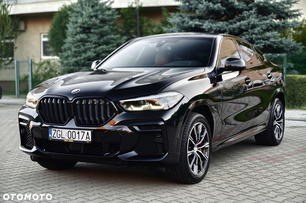 BMW X6 xDrive40d mHEV - 12