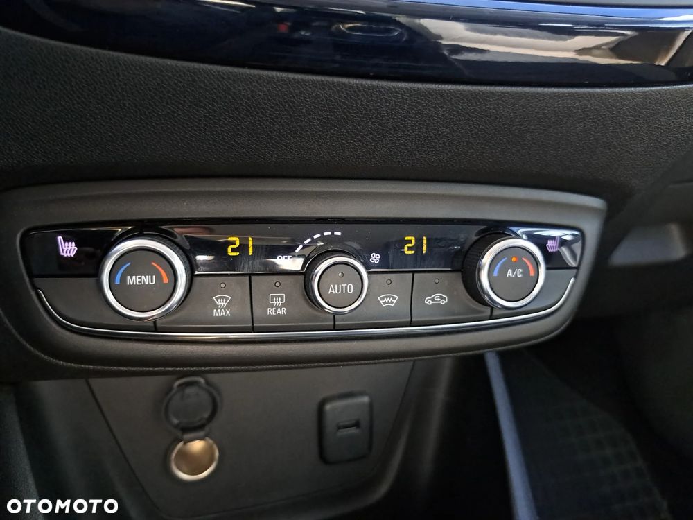 Opel Crossland X 1.2 T 120 Lat S&S - 16