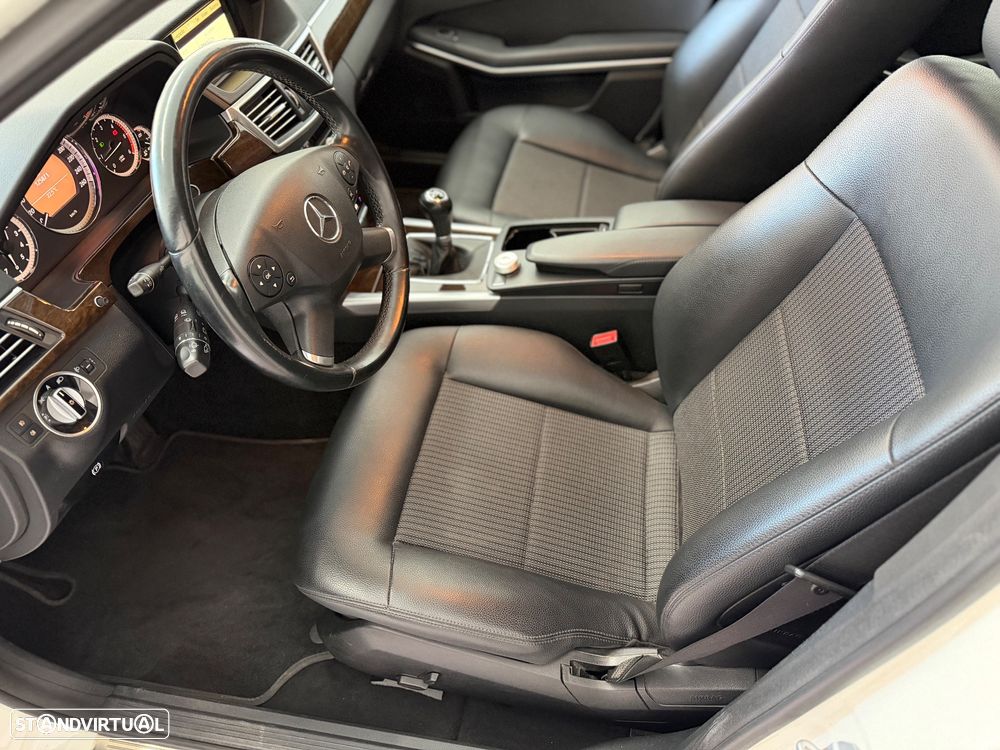 Mercedes-Benz E 220 CDi Classic BlueEfficiency - 13