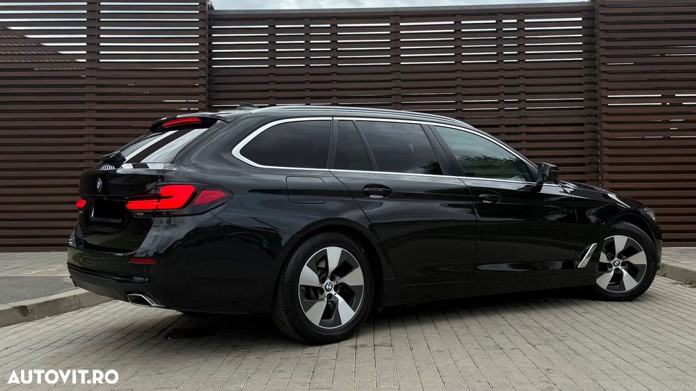 BMW Seria 5 520d xDrive Aut. Sport Line - 10