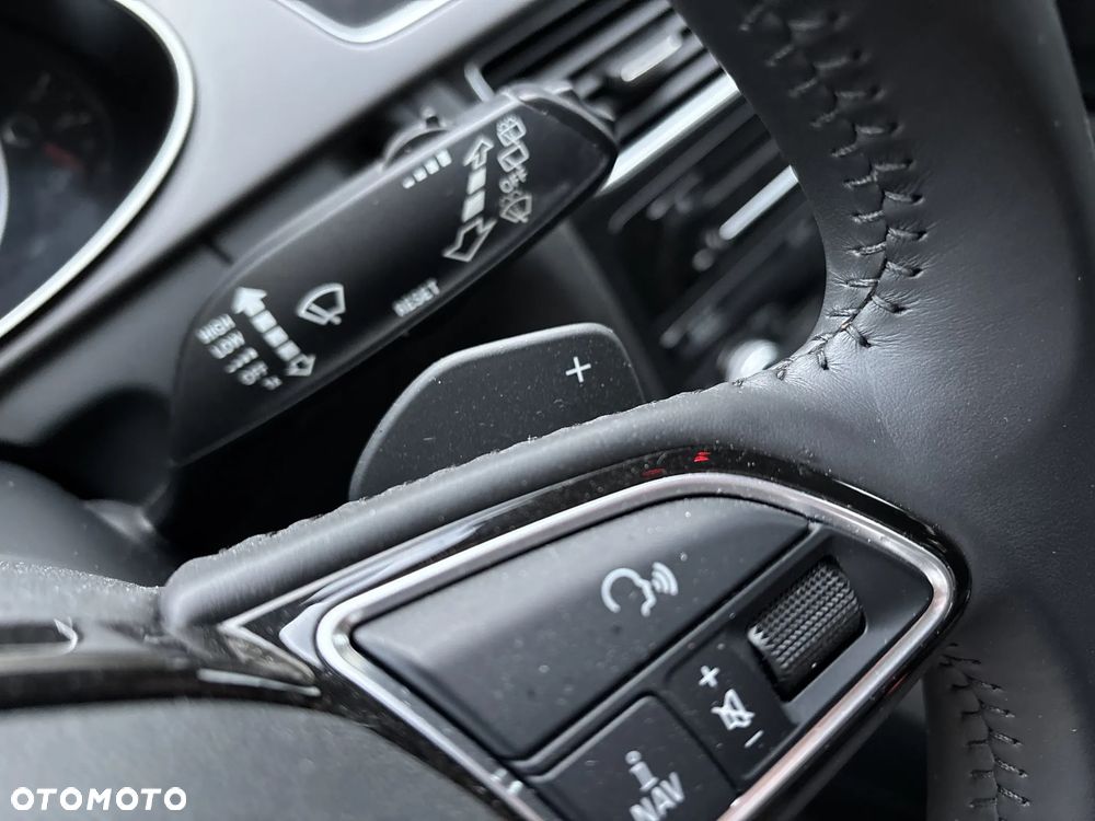 Audi A4 Avant 2.0 TDI DPF multitronic Ambiente - 9