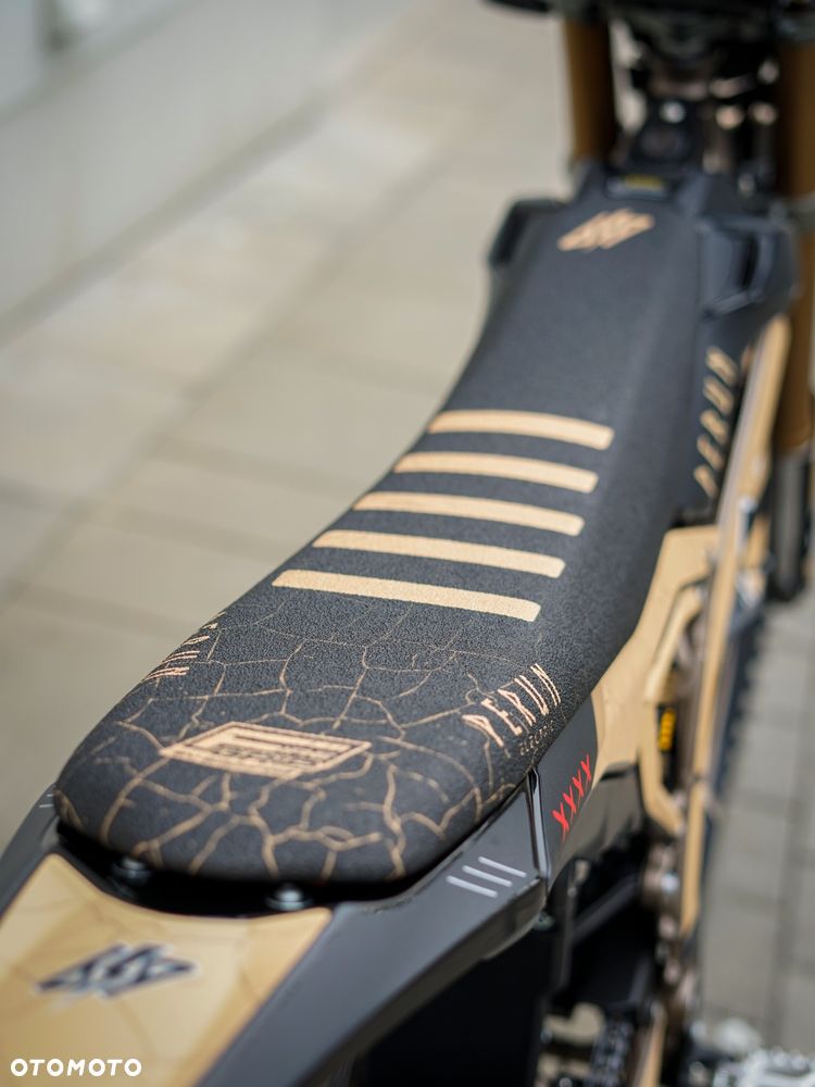 Surron Ultra-Bee - 2